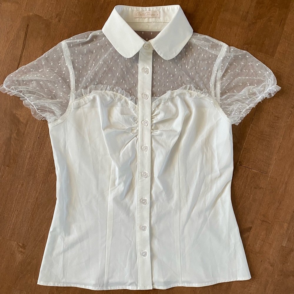 Blouse with heart shaped buttons 💕